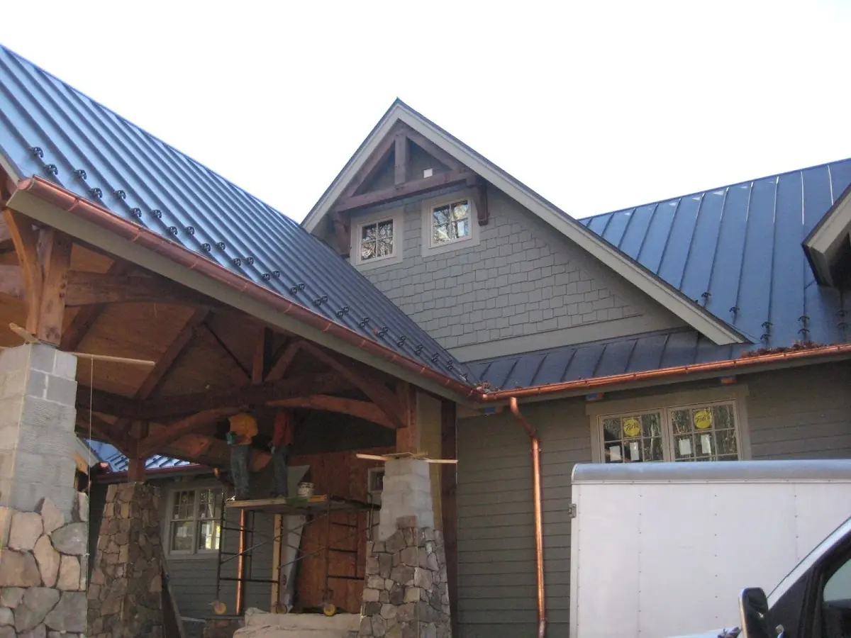 Craftsman Roofing team delivering quality roofing work in River Island